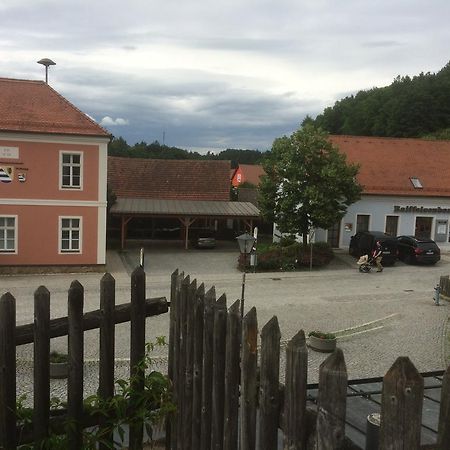 Zur Krone Wolfsegg Exterior foto